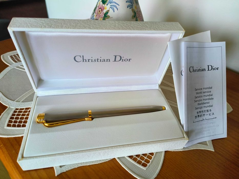 Caneta Esferográfica Christian Dior completamente Nova, nunca usada