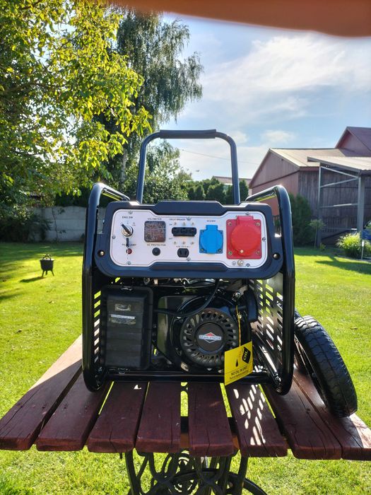 Agregat Prądotwórczy -(generator) benzynowy Kesseler KSL711.
