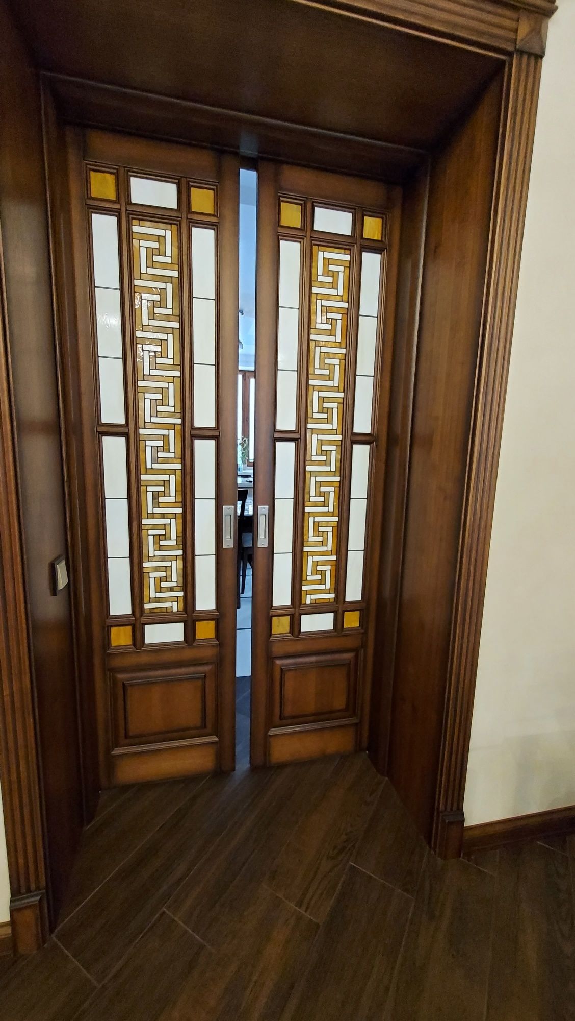 Шикарний елітний будинок в центрі м.Буча
