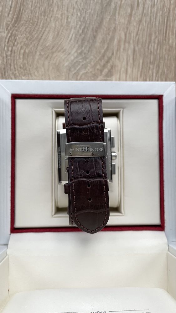 Продам Мужские Часы Saint Honoré 898093.71-C11