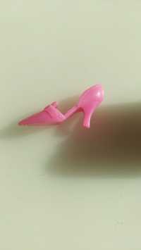 Barbie but różowy