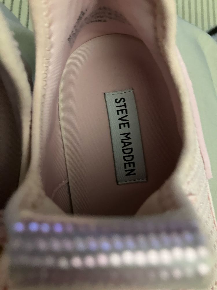 Tenis Steven Madden 38