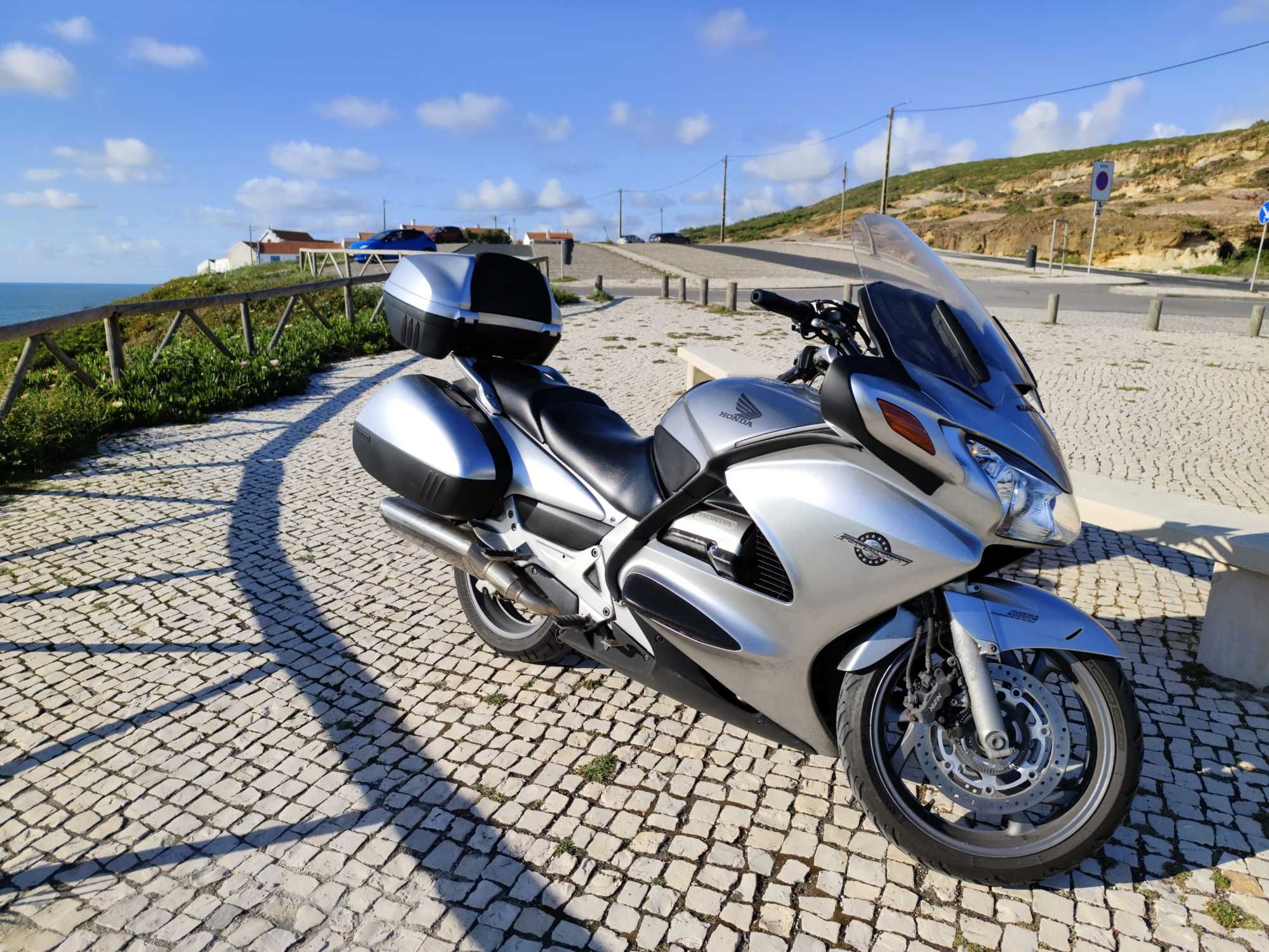 Honda PAN 1300 ST 2010 (possível fazer credito!)