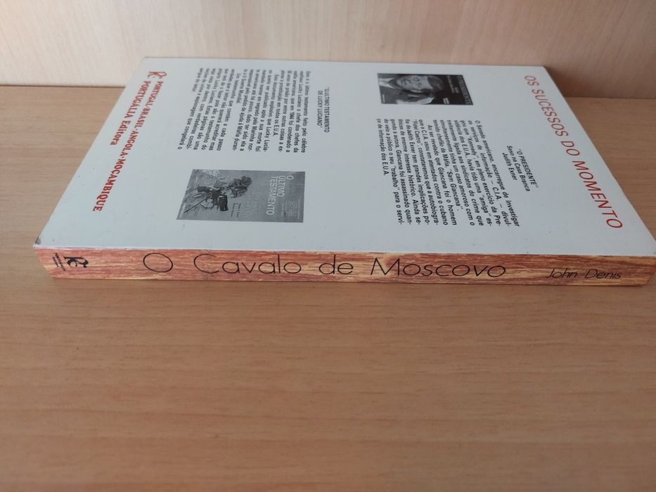 L " O Cavalo de Moscovo " John Denis (Optimo Estado)