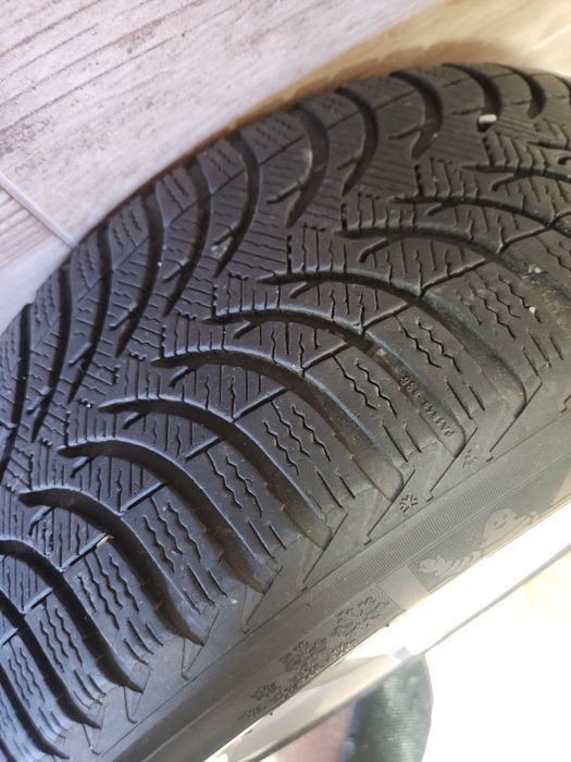Felgi oryginalne audi z oponami zimowymi