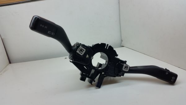 Conjunto / manetes de luzes e limpa vidros SEAT Leon (1P1)