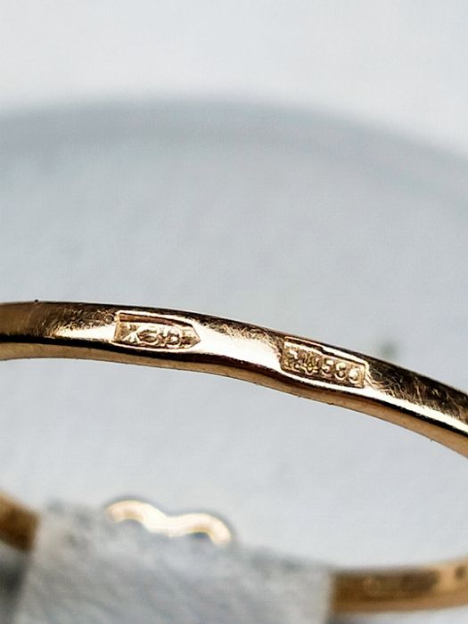 Золотое кольцо 585