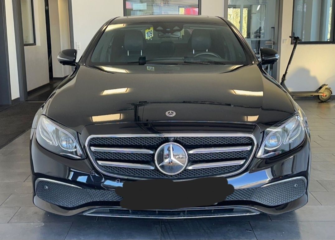 Mercedes-Benz E300de