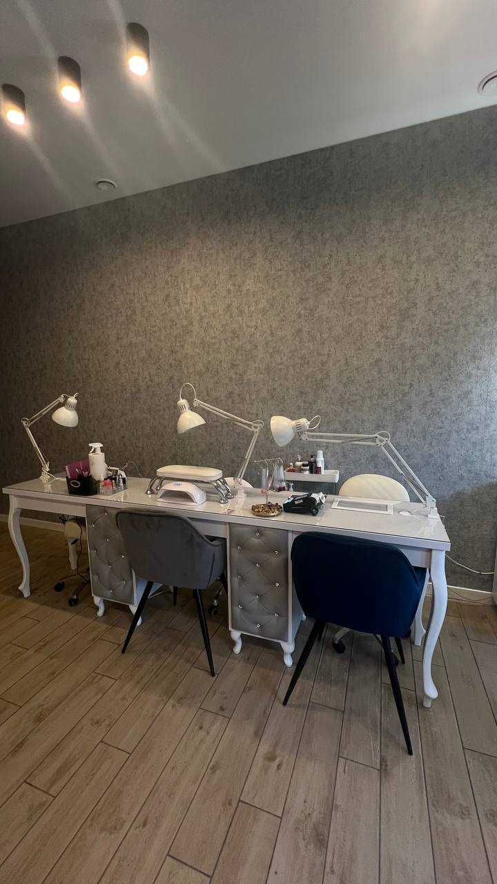 Wynajmę stanowisko na stylistykę brwi oraz manicure