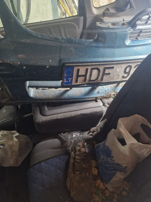 Нисан Альмера Тино