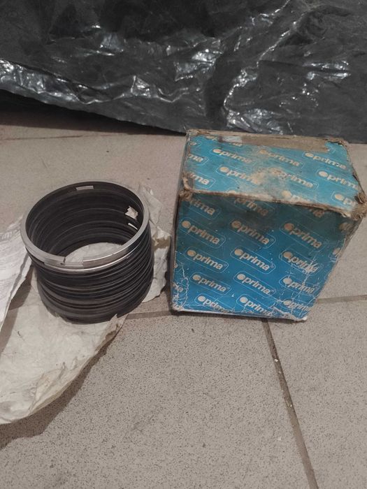 Sprzedam orginalne części do silnika Ursus C-330 i C-360