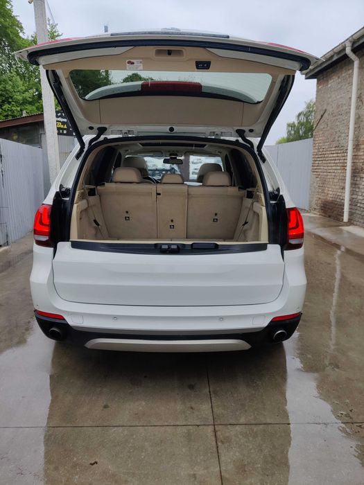 Розбірка BMW X5 F15 шрот запчастини розборка БМВ Х5 Ф15