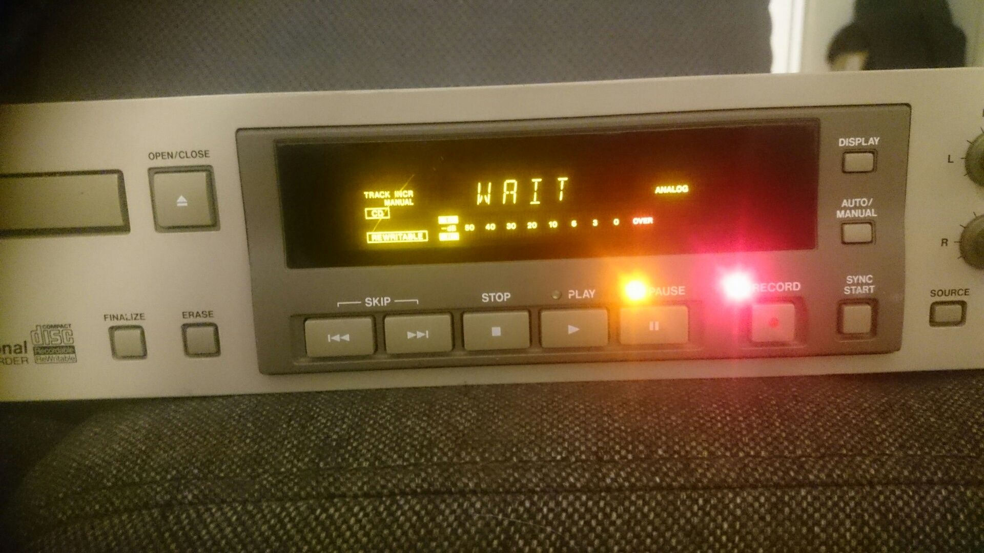 Tascam CD-RW 5000 nagrywarka płyt CD.