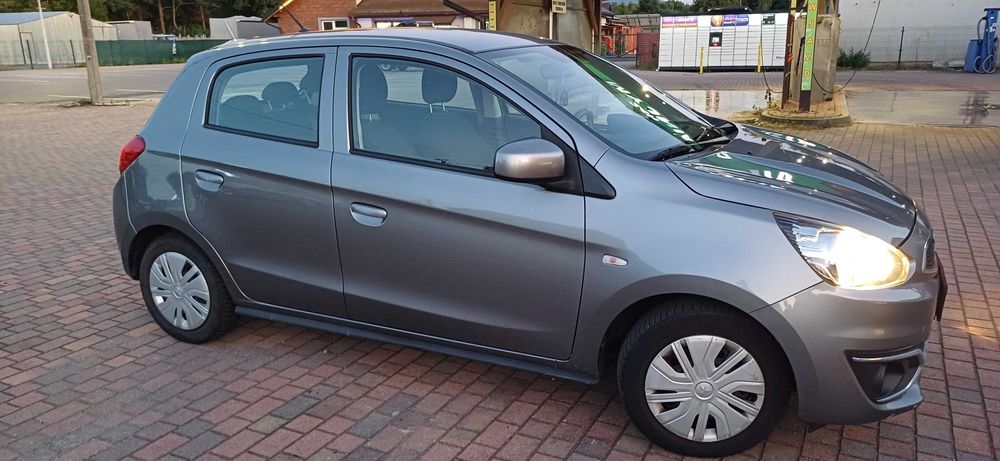 Mitsubishi space star