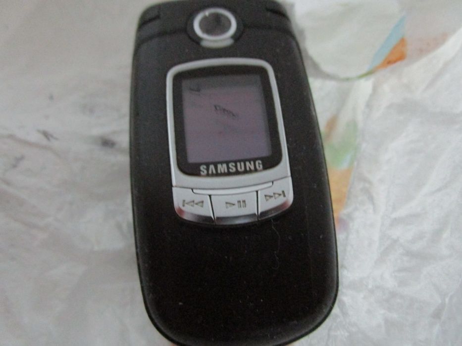 Samsung SGH-E730 - usado