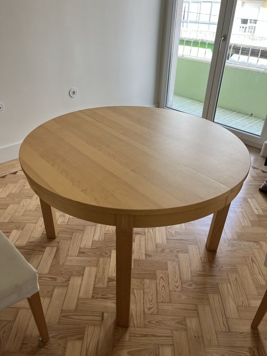 Mesa redonda extensível