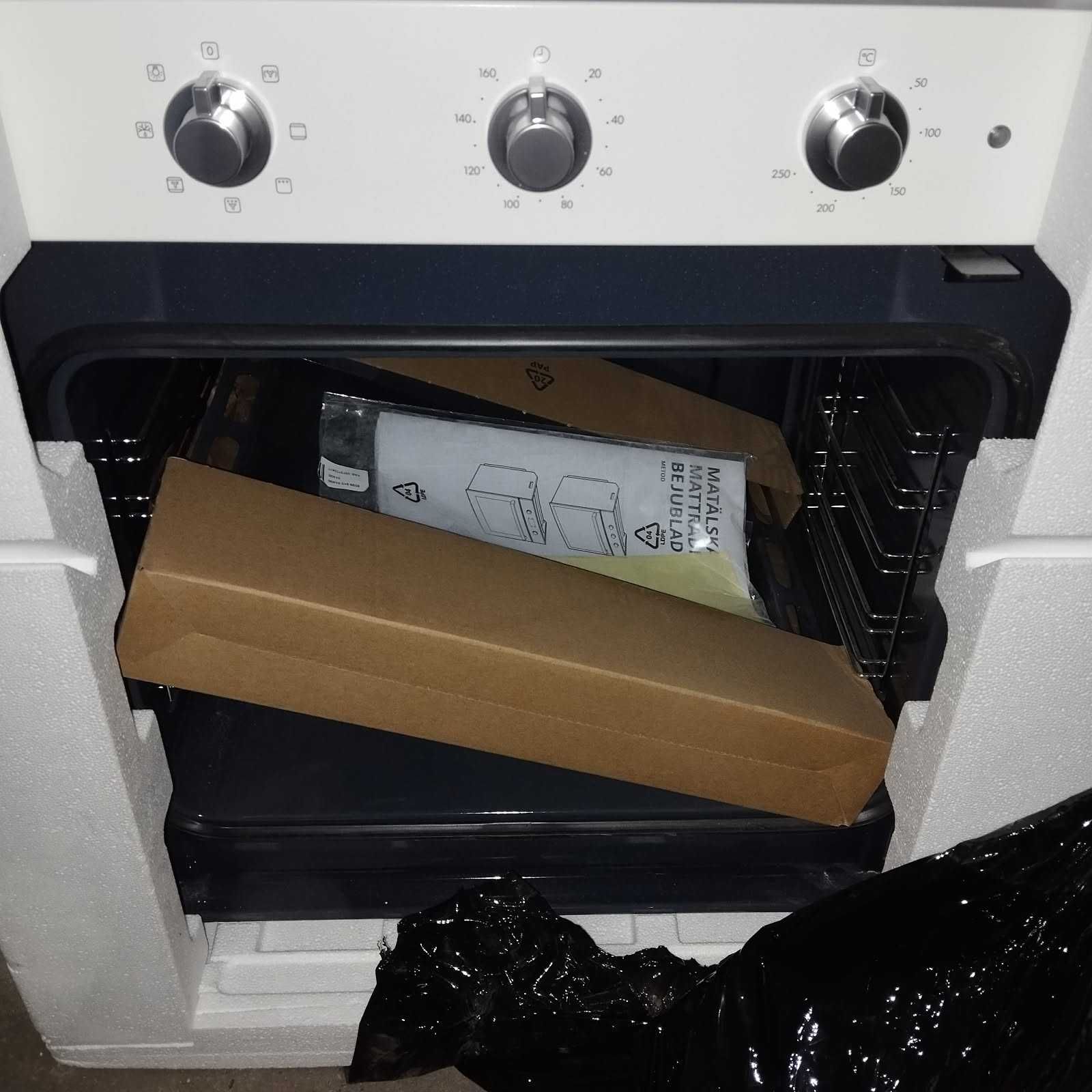 Nowy piekarnik z IKEA z uszk. szybą