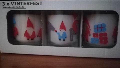 3 velas de Natal diferentes com oferta de 3 copos+4 velas de Natal