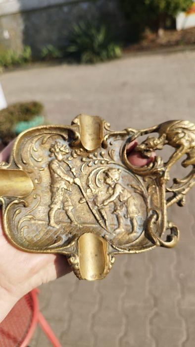 popielnica z mosiądzu , popielniczka