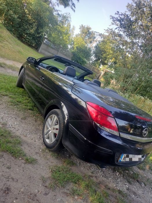 Opel Astra h cabrio 1.8