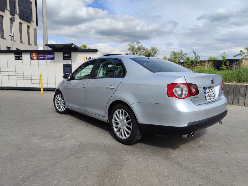 VW Jetta 2.0 tfsi
