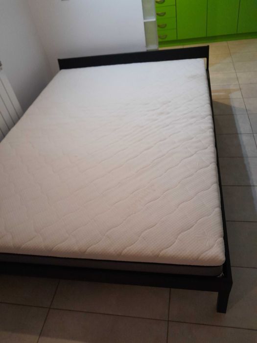 Łózko szer. 140 dł. 200 z Materacem Metalowe