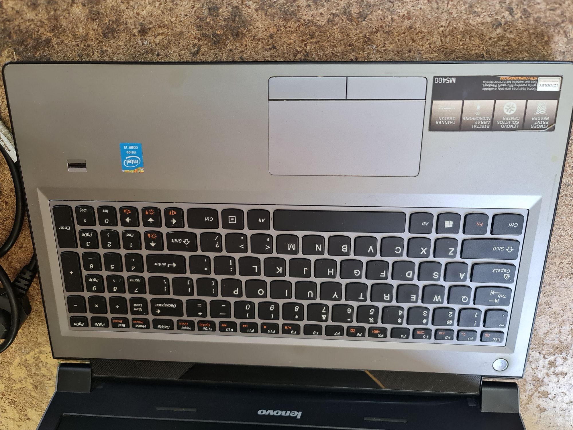 Laptop Lenovo M5400