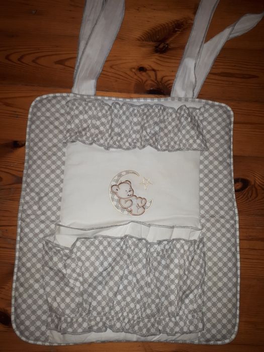 Органайзер для дитячого ліжечка