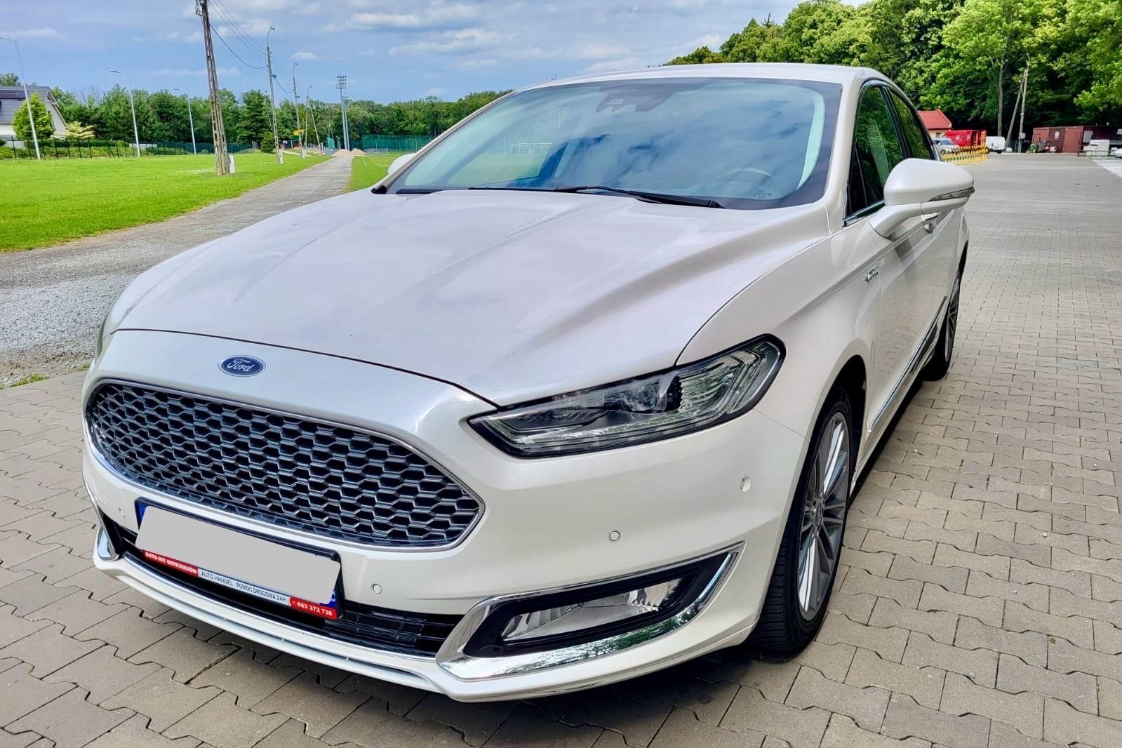 Ford Mondeo Vignale 2.0 Hybrid