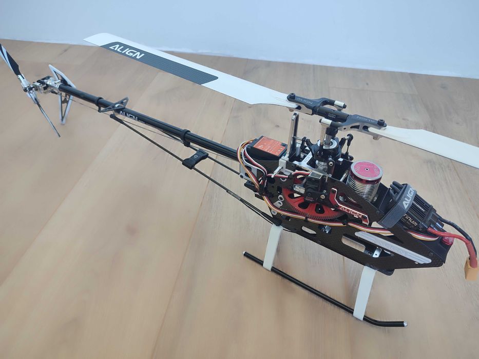 Helikopter Align T-Rex 450L Dominator + radio Graupner MZ24