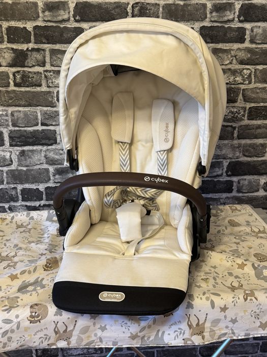 Коляска дитяча Cybex Balios S Lux 2в1