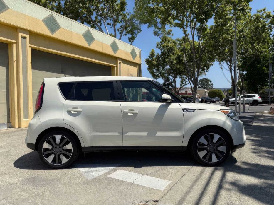 Kia Soul      2016