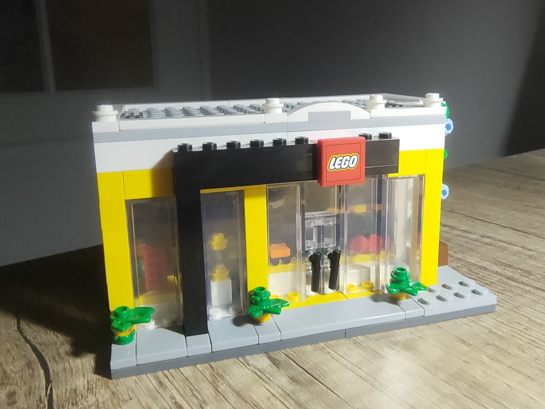 LEGO 40528 sklep firmowy LEGO store