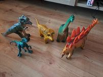 Figurki dinozaurów Cena za kpl.