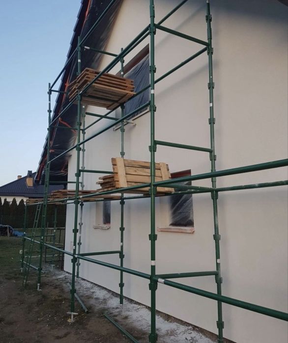 Rusztownie  choinkowe klinowe 45m z podestami
