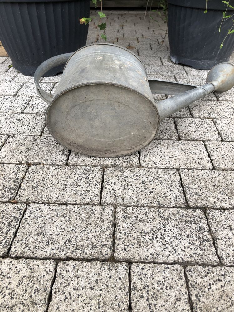 Konewka stara metalowa PRL