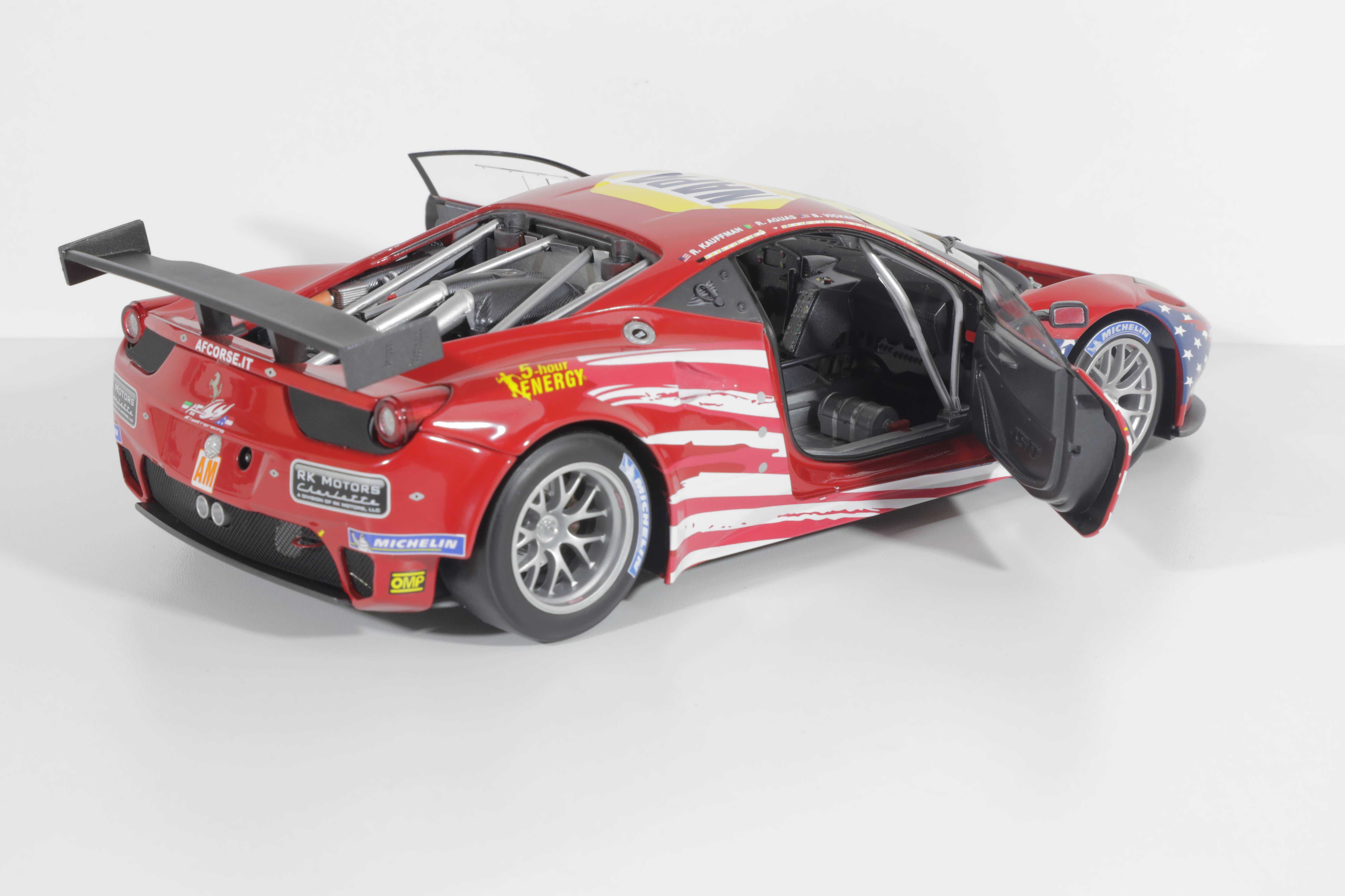 Ferrari 360 Spider и 458 Italia Hot Wheels масштабная модель 1:18