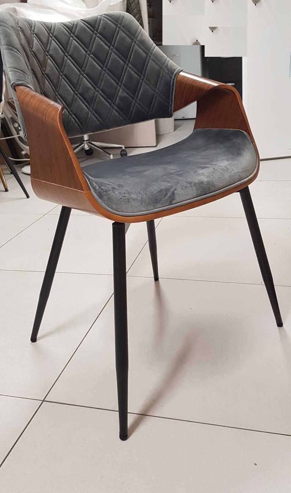 Krzesło gięte drewno orzech i szary welur OUTLET ostatnie sztuki A1