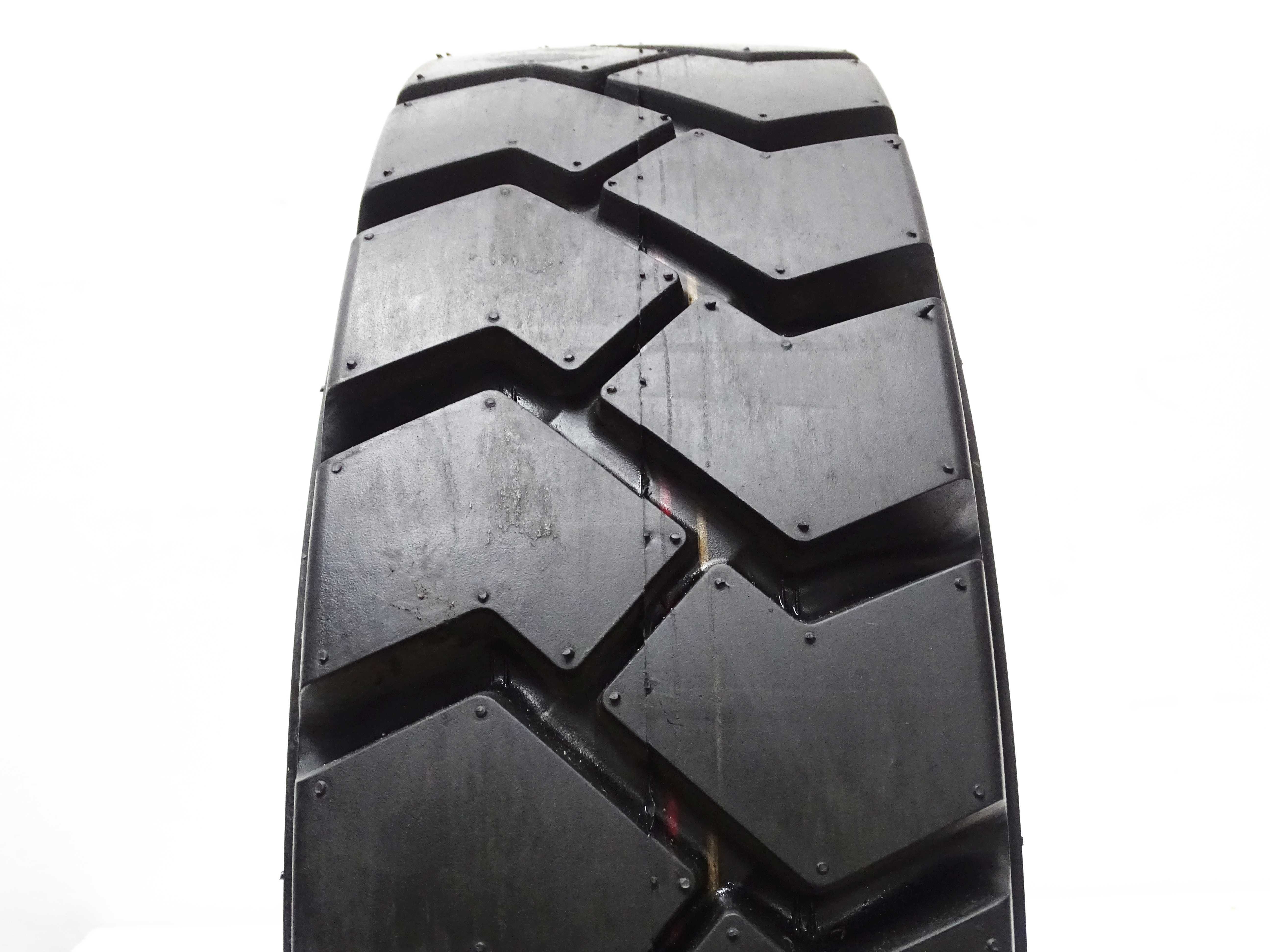 2x CHENG SHIN 6.50-10 NHS 10PR TT 25 KM/H C-352 MANITOU MI 15/18