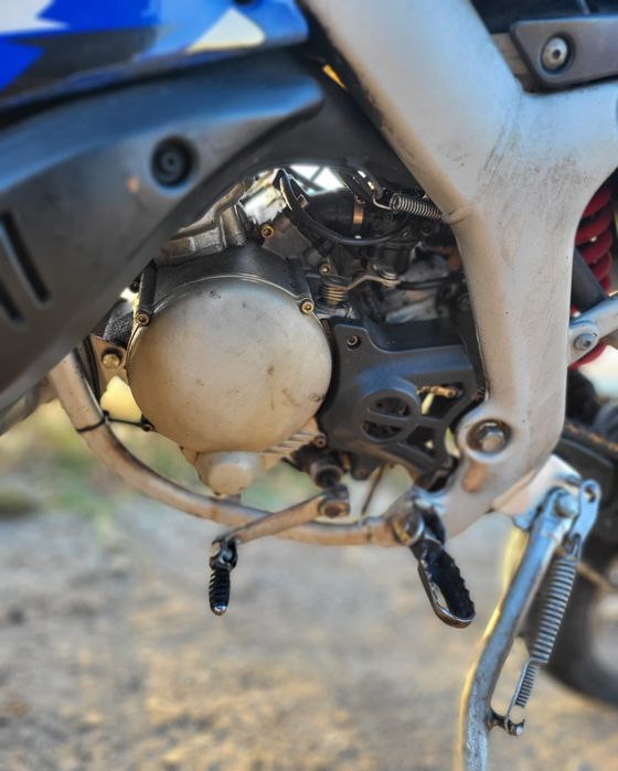 Mota Yamaha DT 50 supermotard