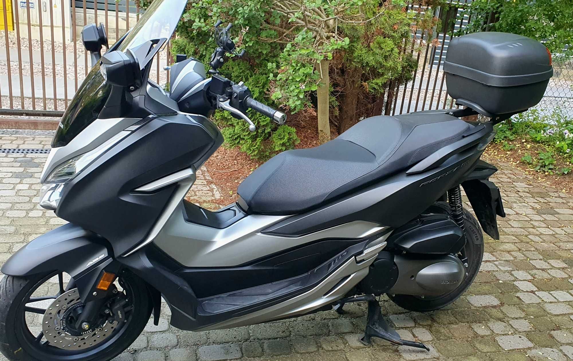 Honda NSS Forza 300
