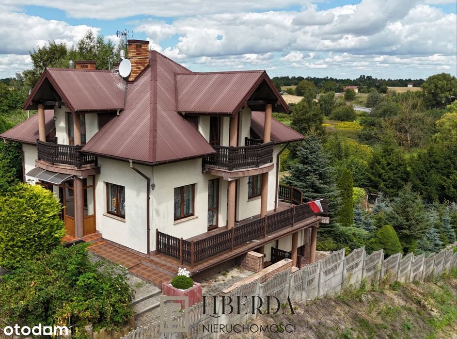 Dom wolnostojący w miejscowości Zakrzów