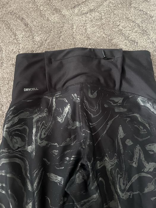 SALE!!!Крутой костюм Puma для занятий спортом