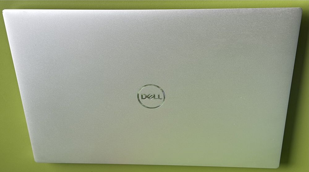 Dell XPS 9520 (i7-12700H, RTX 3050, FHD 100% sRGB, 16gb DDR5,512SSD)