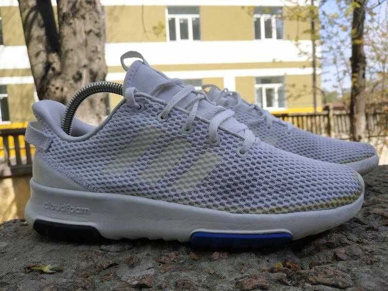 Женские кроссовки  adidas cloudfoam