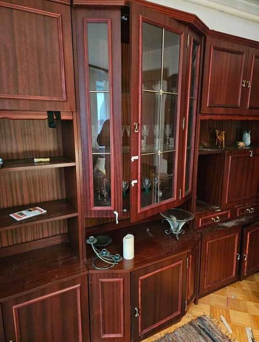 meblościanka / regał / witryna / kredens