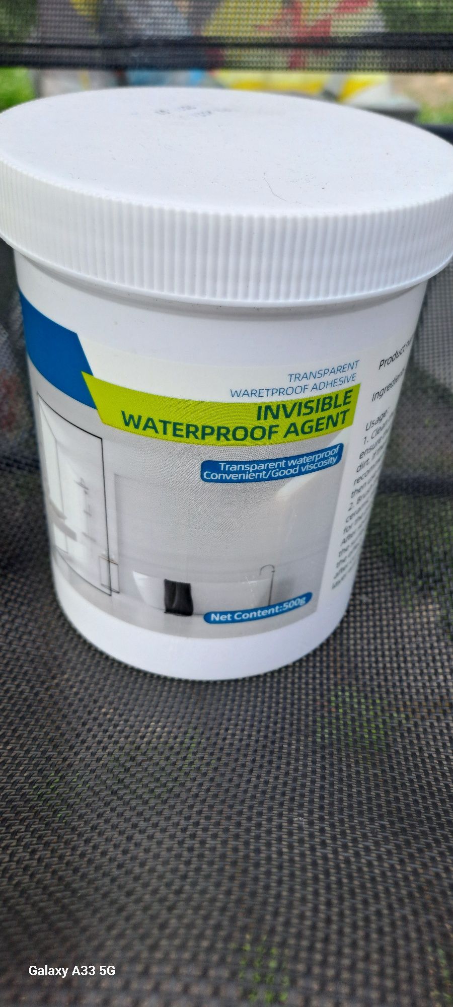 Hydroizolacyjny klej do łazienki