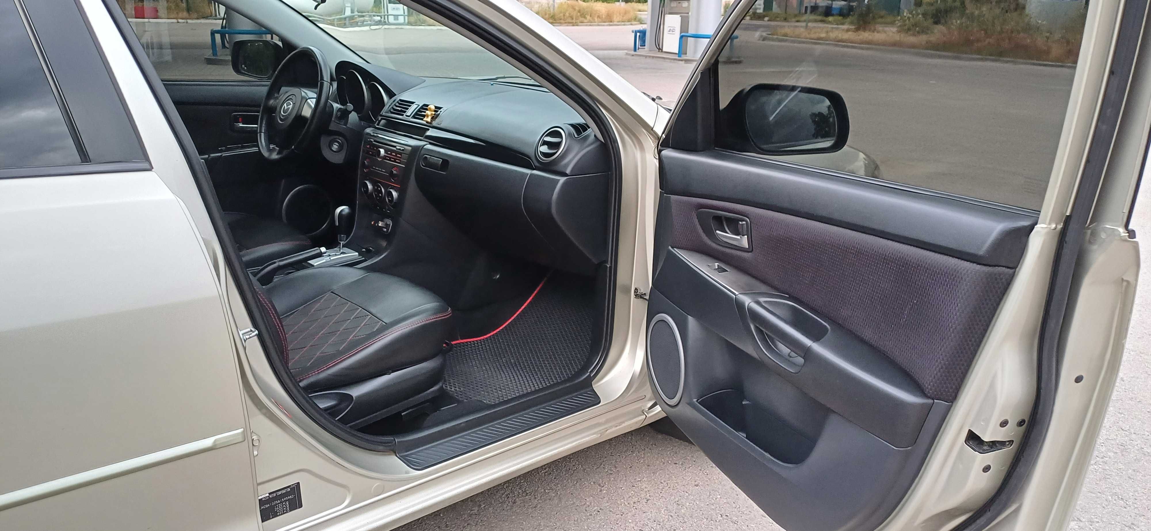 Mazda 3 Автомат 1.6 ГАЗ-Бензин офіційна у відмінному стані