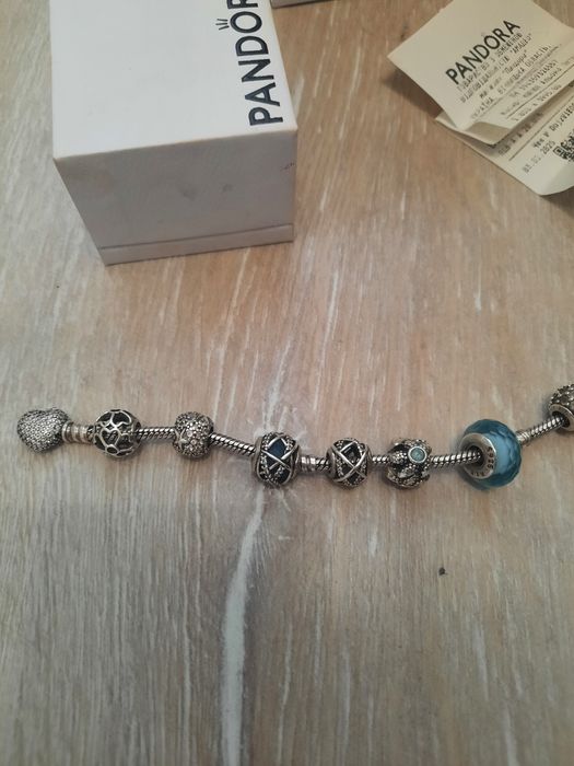 Браслет PANDORA .Шарми