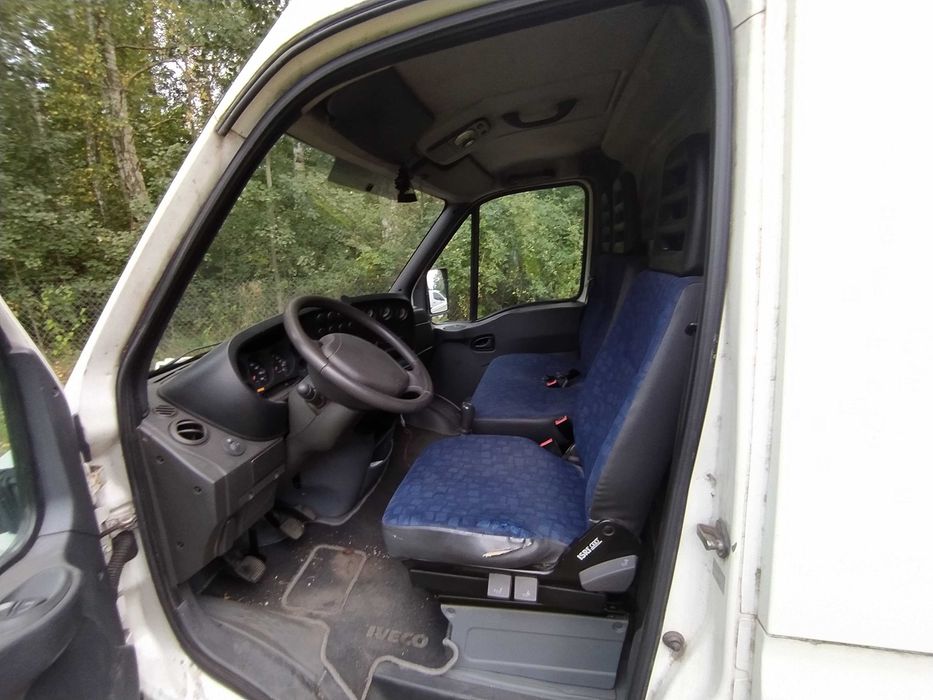 Iveco Daily 2,3 hpi na wszystkie mechaniczne i blacharskie części